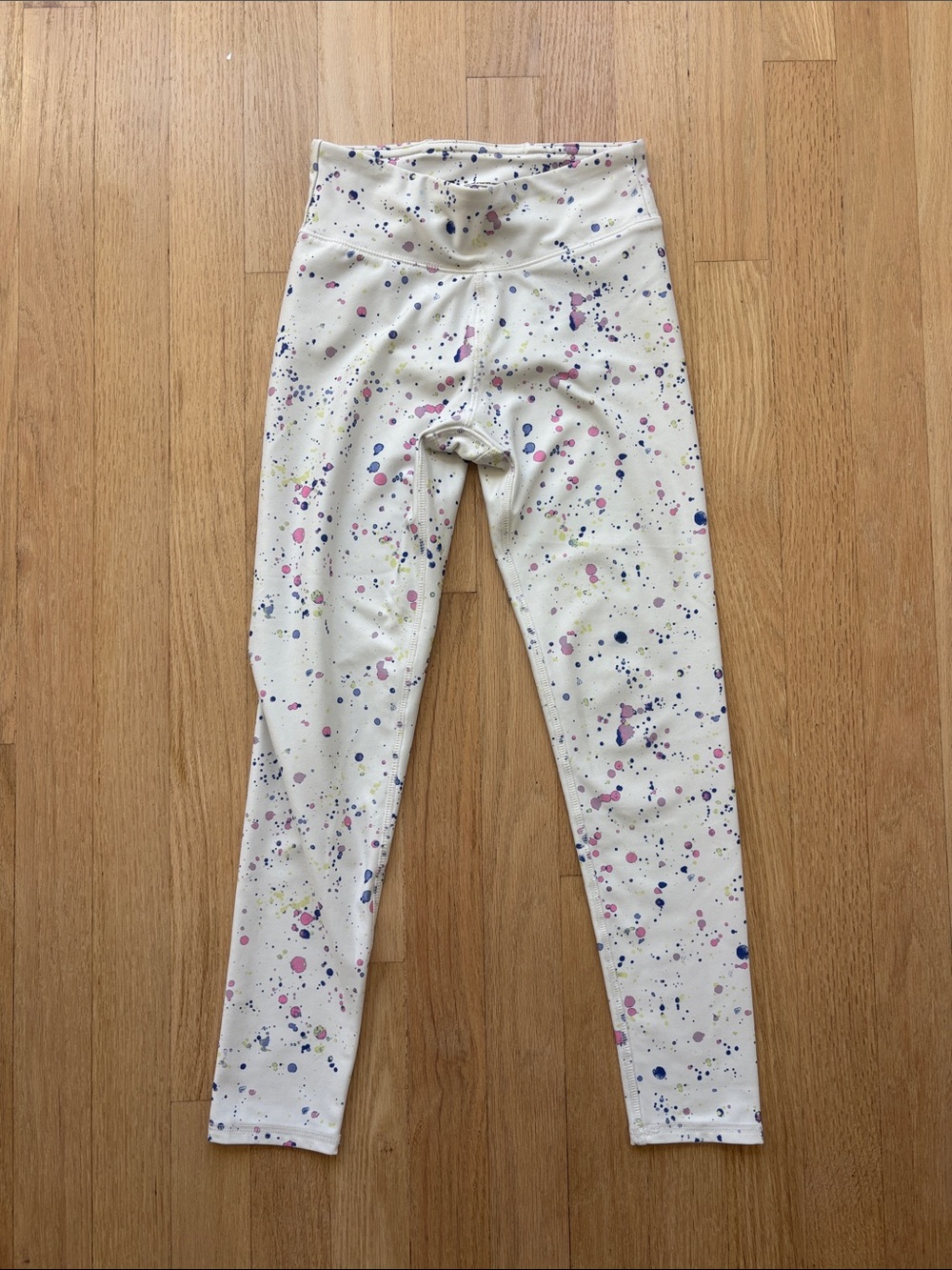 GAP Fit Leggings with Multicolor Paint-Splash Print, Size Medium